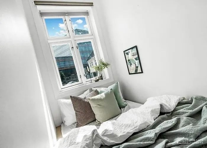 Cosy And Modern In The Center Of